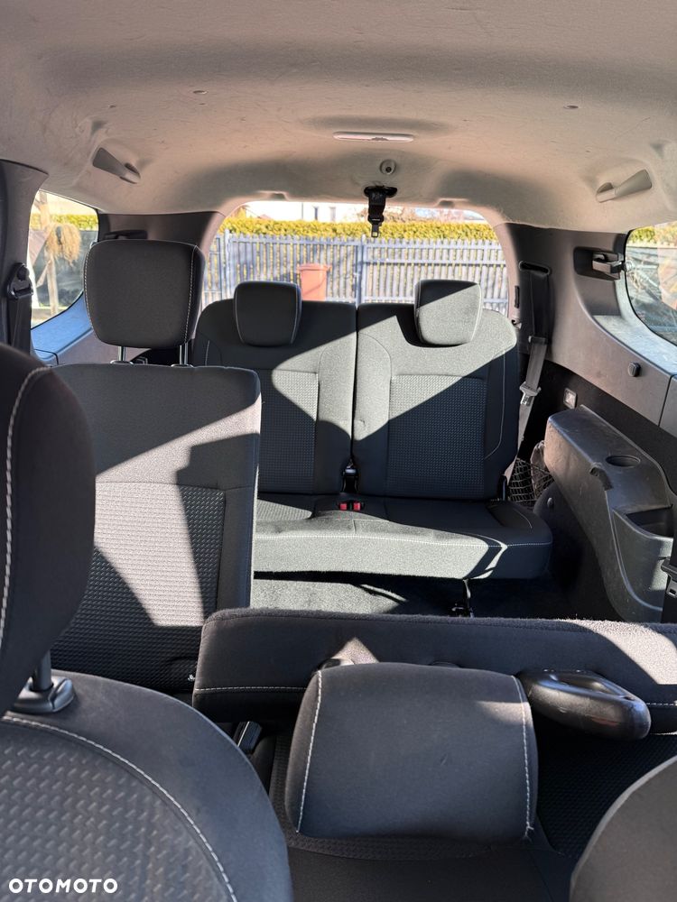 Dacia Lodgy 1.6 SCe Open S&S - 4