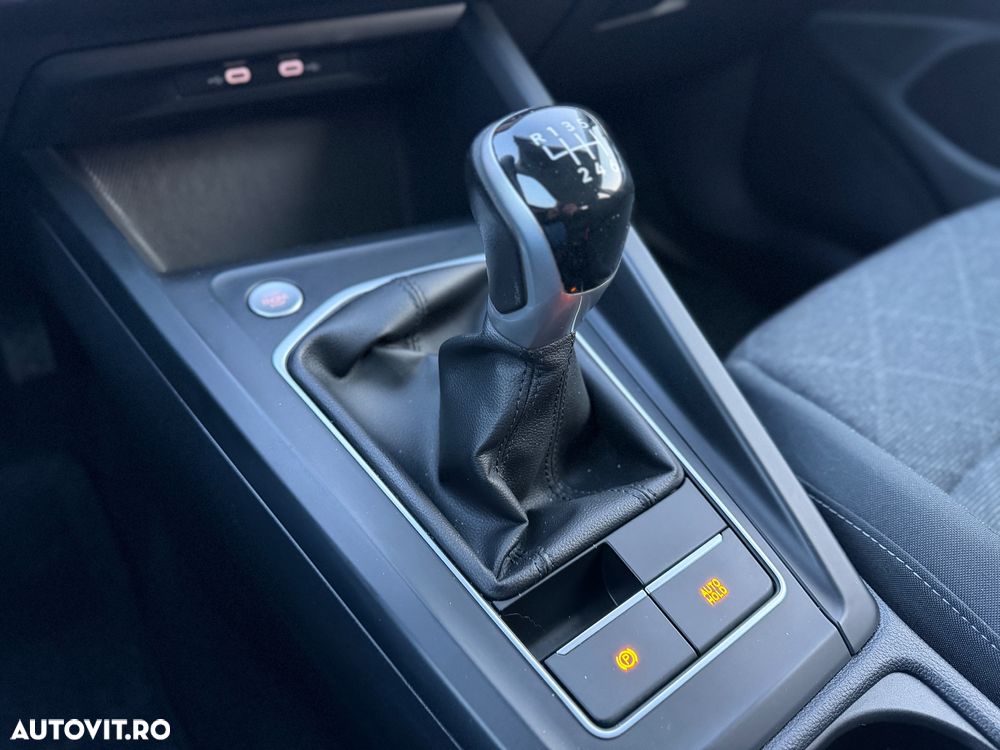 Volkswagen Golf 1.0 TSI Life - 19