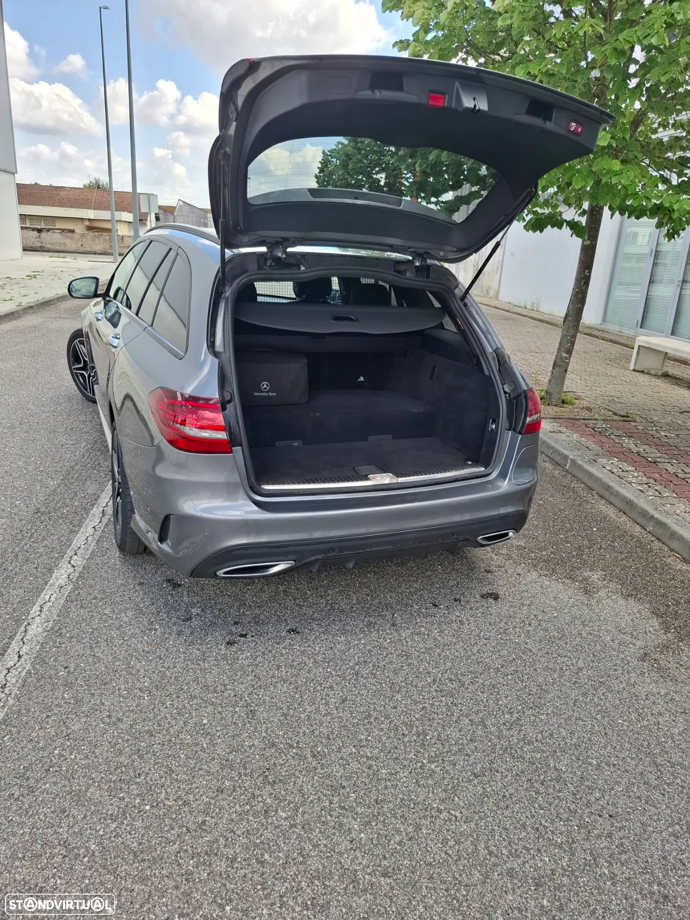 Mercedes-Benz C 300 de AMG Line - 8