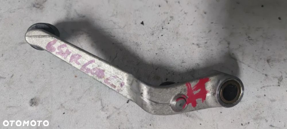 * SUZUKI GSX-R 600 750 06-07 dźwignia zmiany biegów # - 2