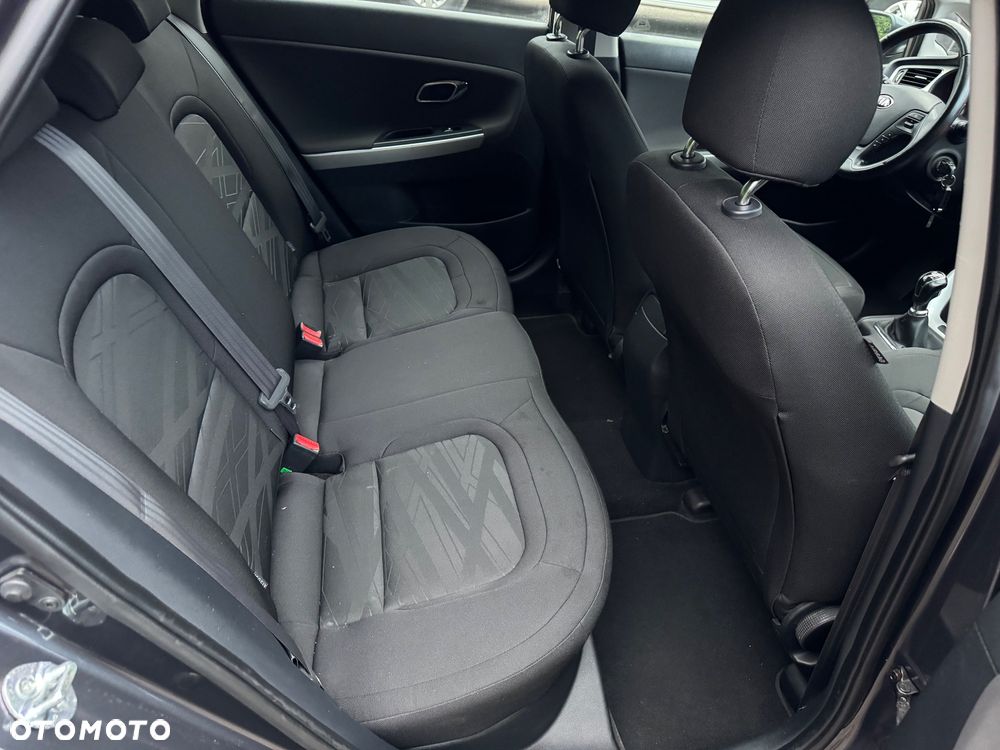 Kia Ceed 1.6 GDI ISG Dream Team Edition - 14