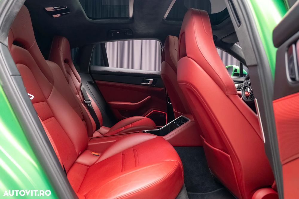 Porsche Panamera 4 - 37