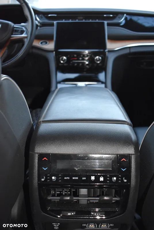 Jeep Grand Cherokee 3.6 V6 Pentastar 4WD Automatik Summit - 33