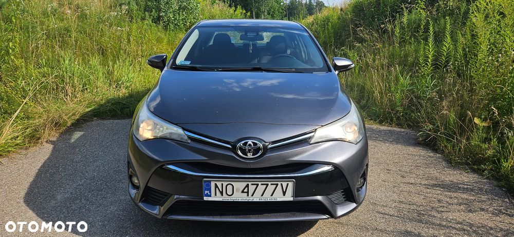 Toyota Avensis - 6