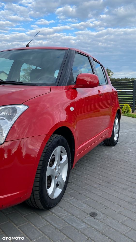 Suzuki Swift - 16