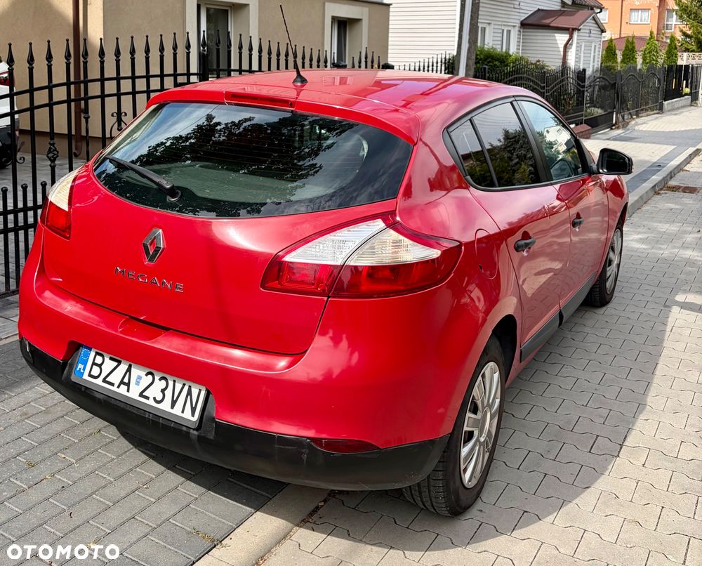 Renault Megane 1.6 16V 100 Authentique - 4
