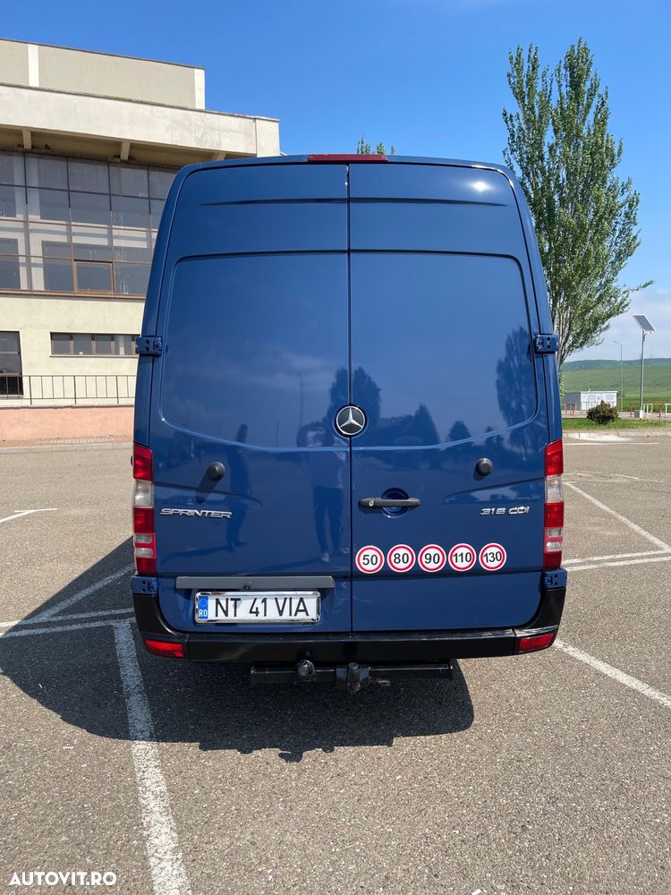 Mercedes-Benz SPRINTER - 4