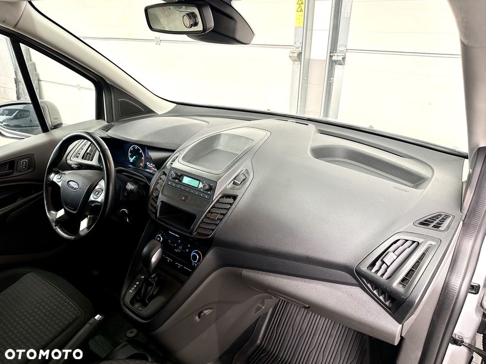 Ford Transit Connect - 14