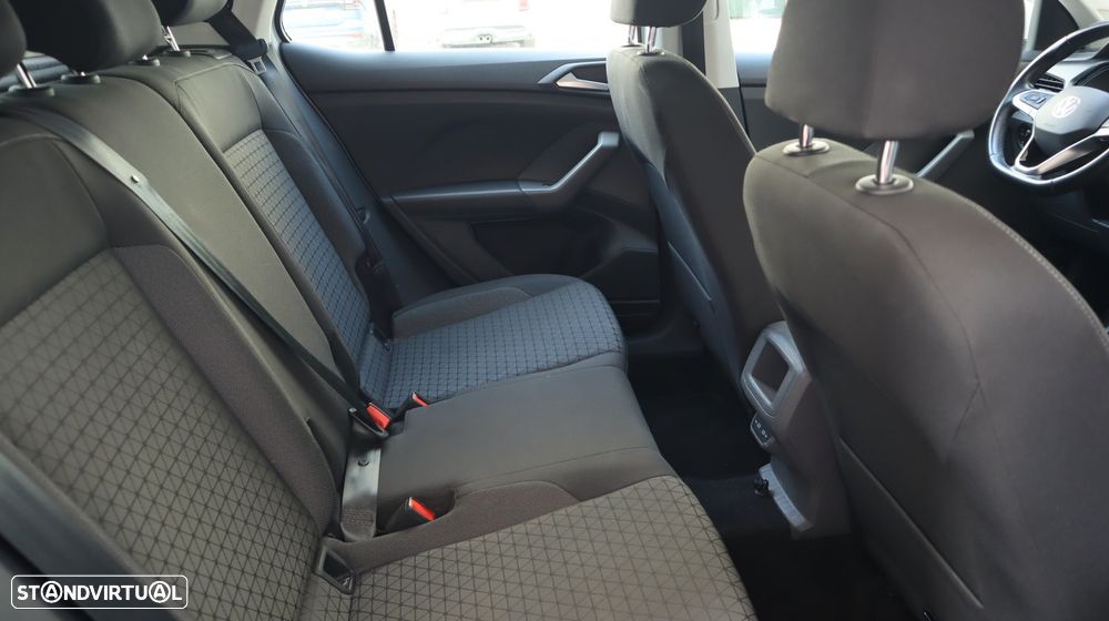 VW T-Cross 1.0 TSI Life DSG - 37