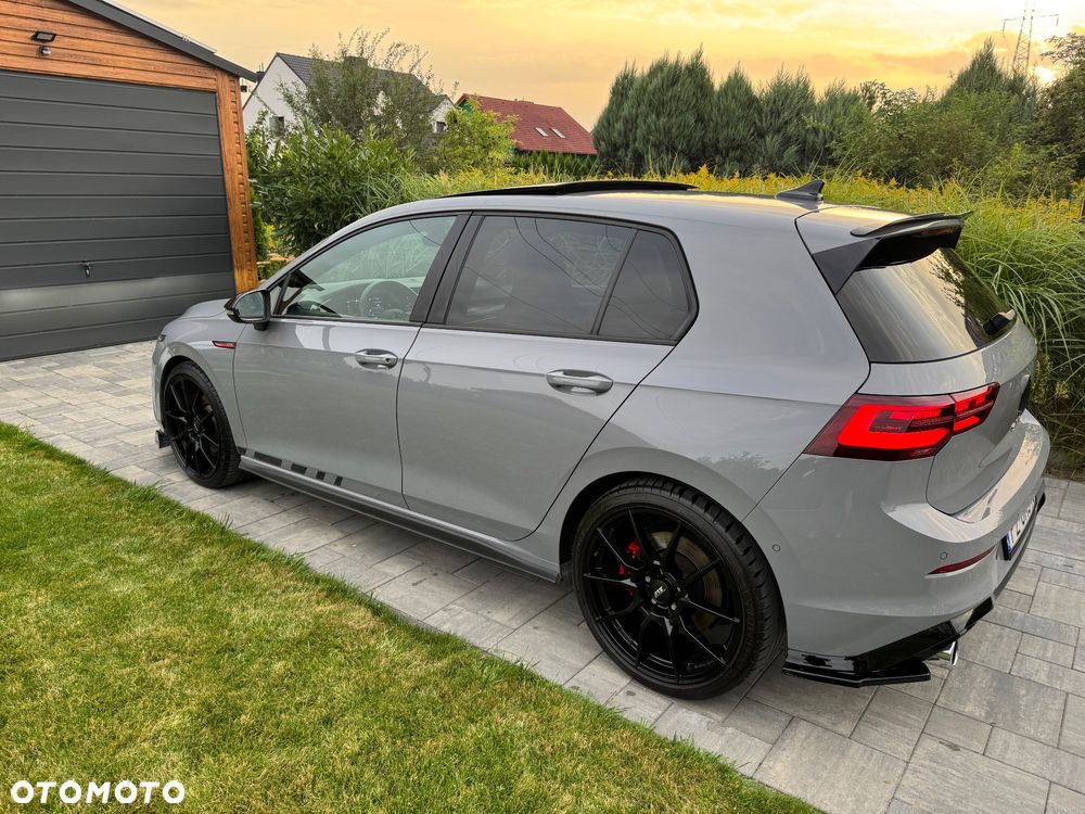 Volkswagen Golf - 3