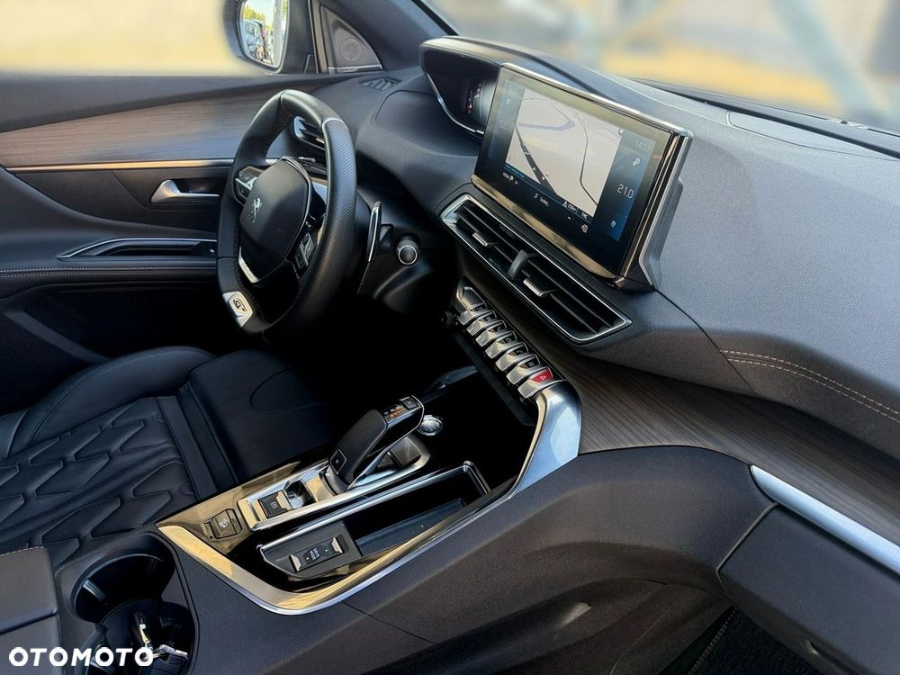 Peugeot 5008 - 21
