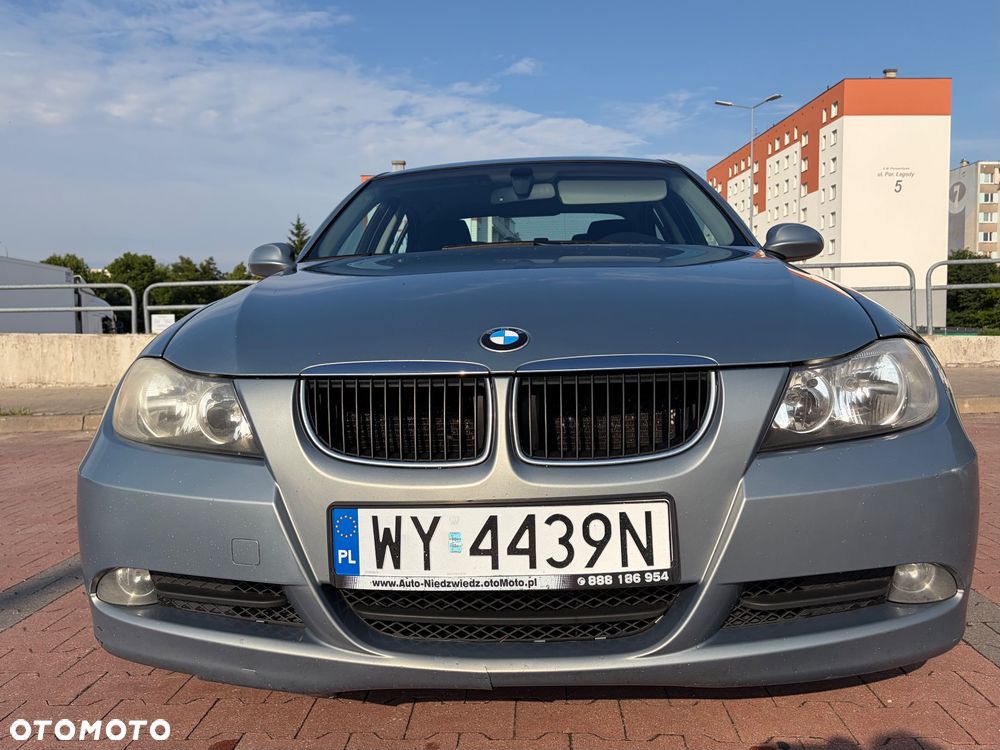 BMW Seria 3 318d DPF - 2