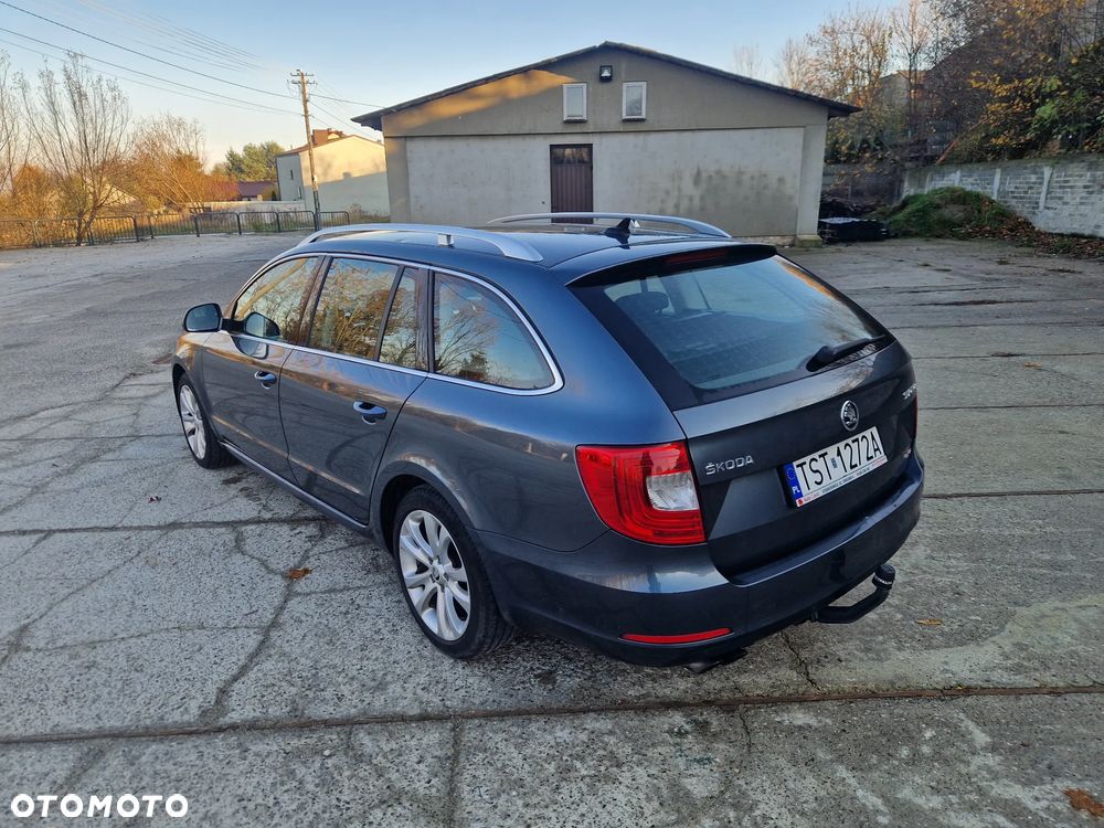 Skoda Superb 2.0 TDI 4x4 Elegance - 18