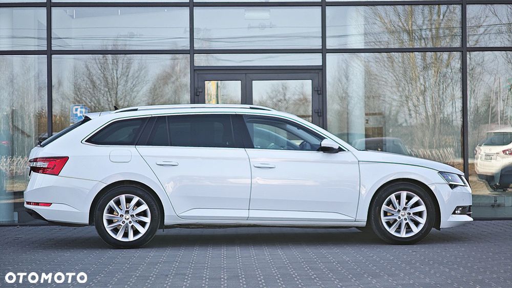Skoda Superb 1.6 TDI Style DSG - 3