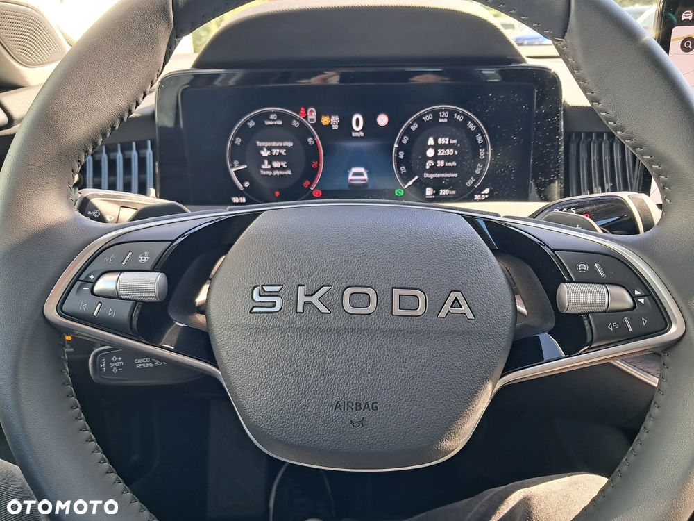 Skoda Superb 2.0 TSI L&K DSG - 24