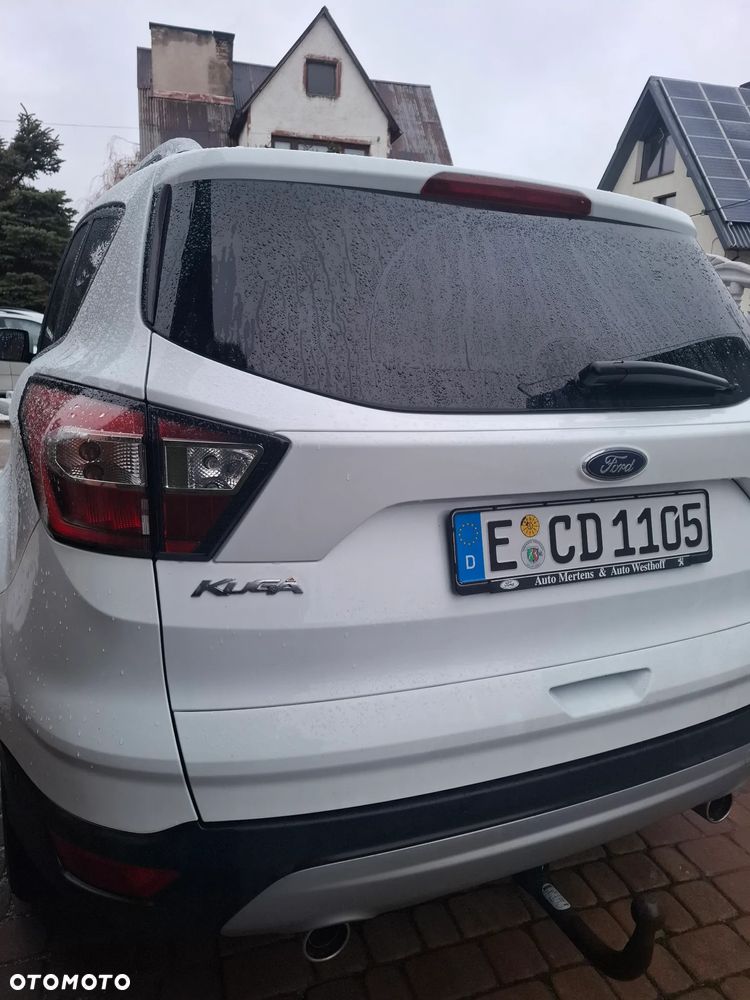 Ford Kuga 2.0 TDCi 2x4 Cool & Connect - 6
