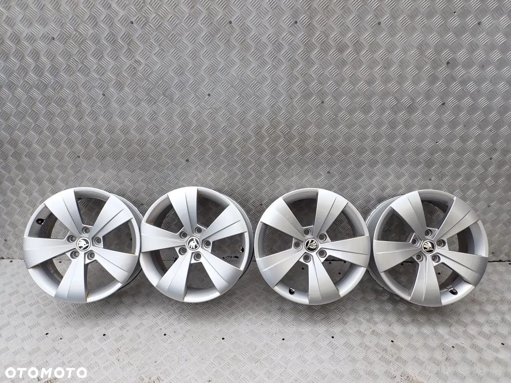 FELGI ALUMINIOWE SKODA 6,5JX17 ET 41 5X112 3V0601025A / AS - 1