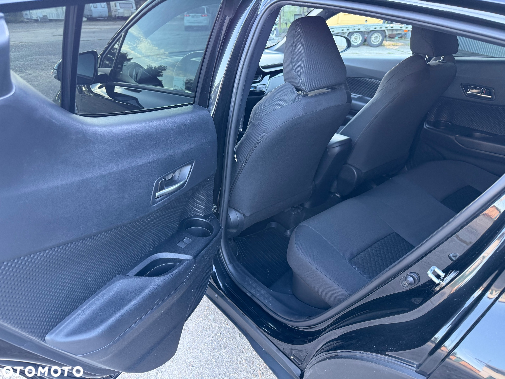 Toyota C-HR 1.8 Hybrid Executive - 10