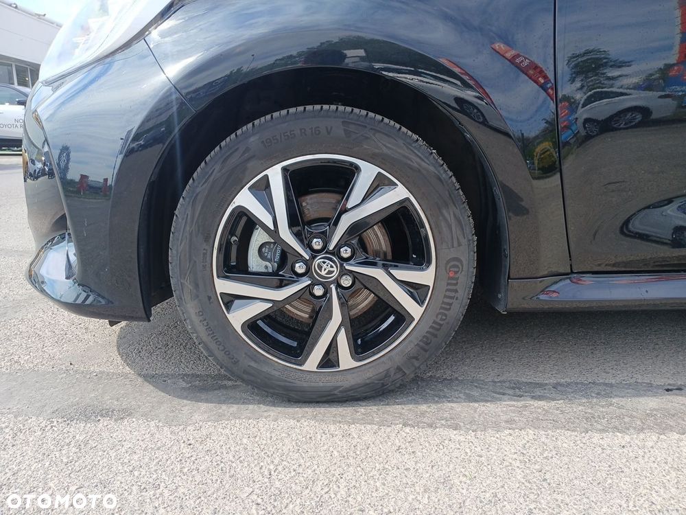 Toyota Yaris - 16