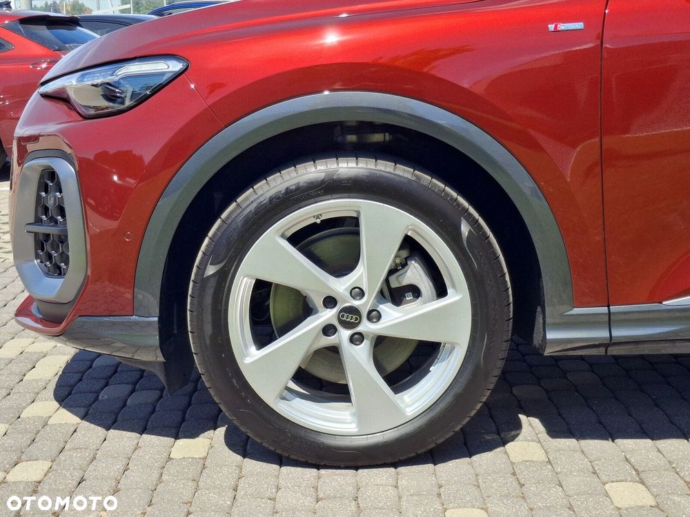 Audi Q5 Sportback - 3