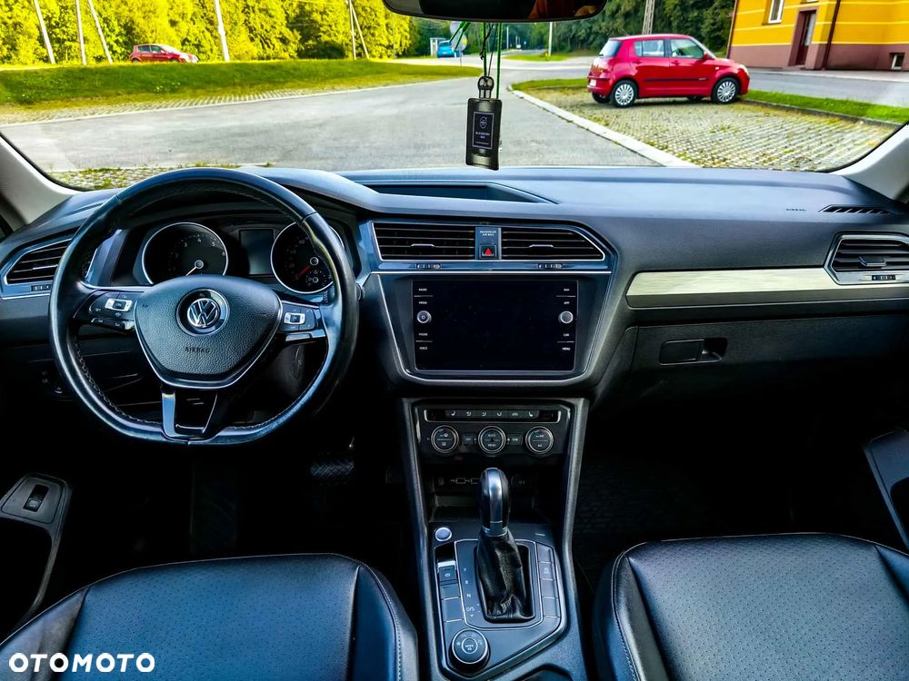 Volkswagen Tiguan - 8