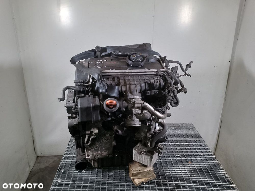 SILNIK VW PASSAT B6 BKP 2.0 TDI - 1