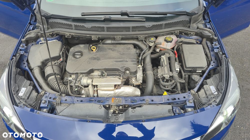 Opel Astra 1.4 Turbo 120 Jahre - 22