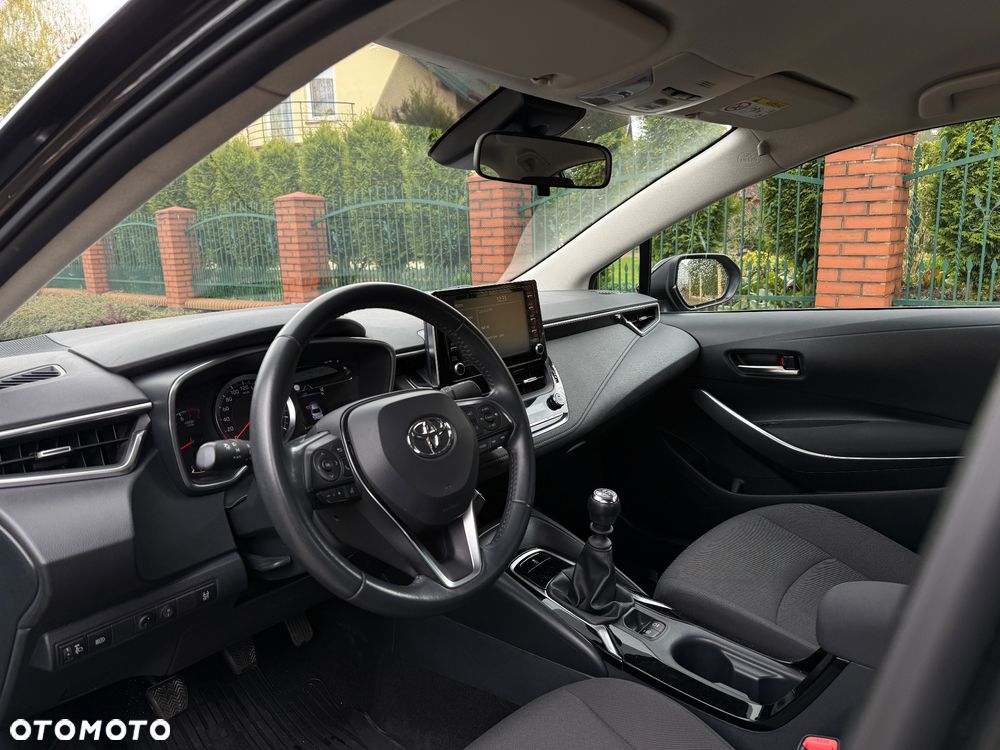 Toyota Corolla 1.5 Comfort - 10