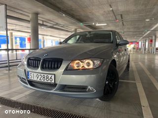 BMW Seria 3 318i