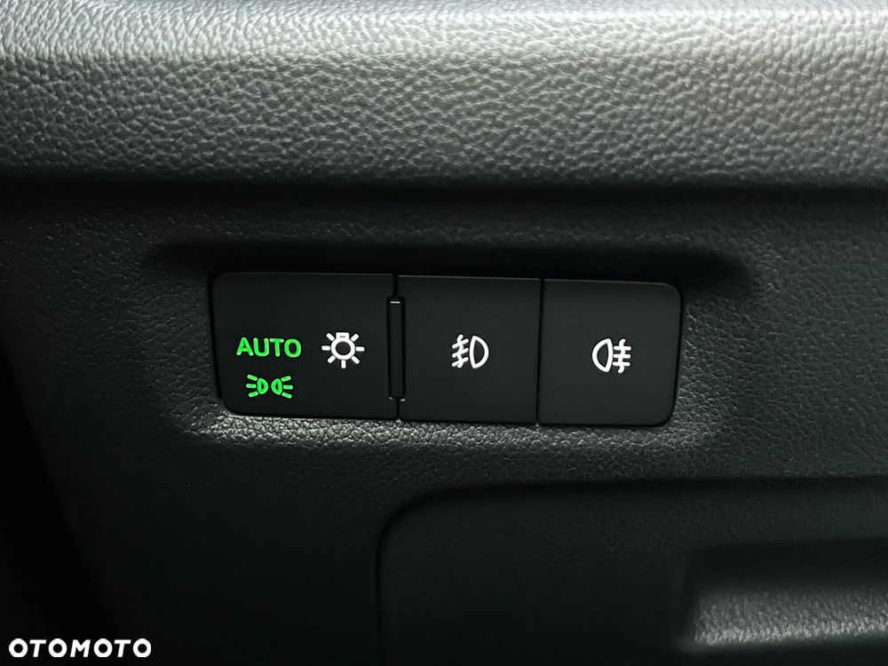 Skoda Octavia 1.5 TSI ACT Style - 35