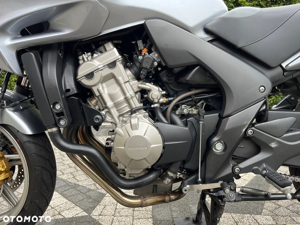 Honda CBF - 12