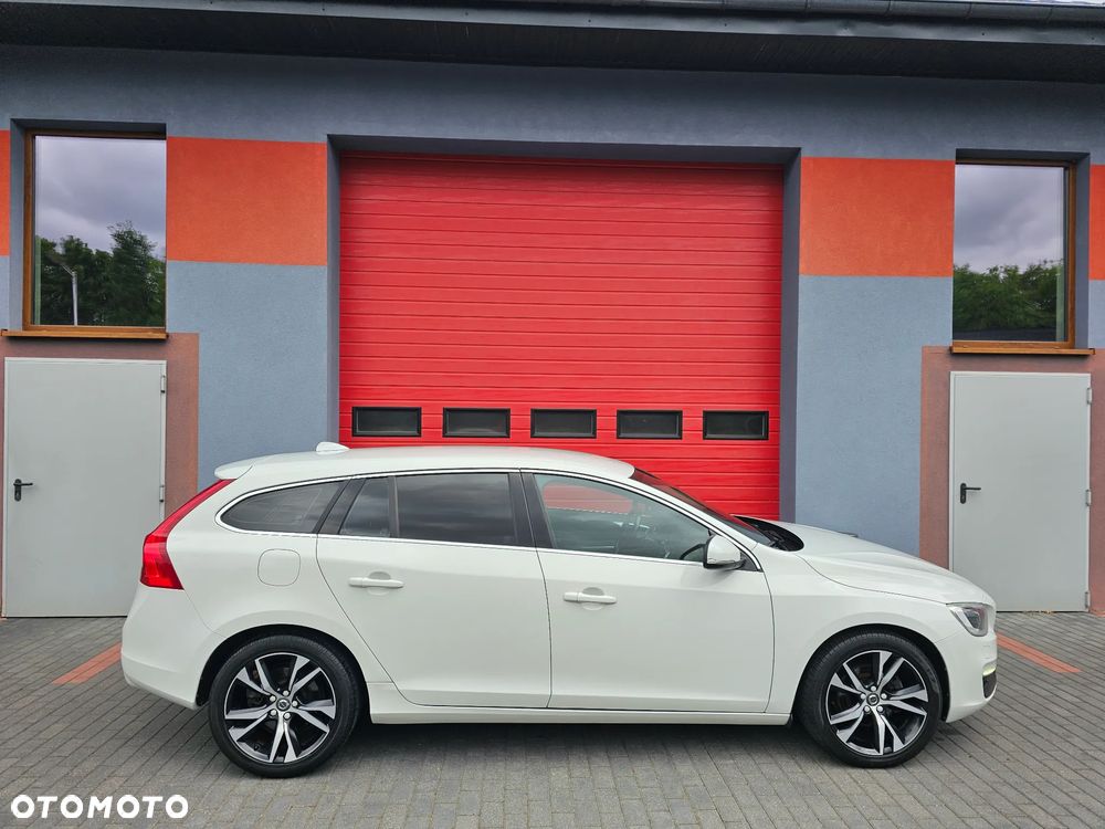 Volvo V60 D2 Drive-E Momentum - 18