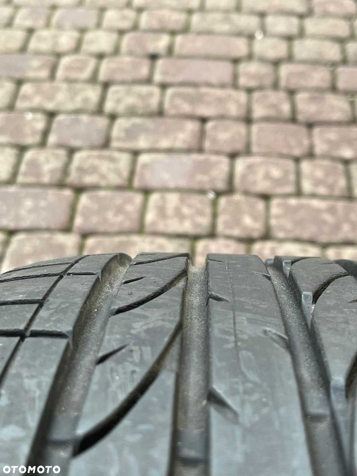 Opony Bridgestone Dueler H/P  215/65/17 99V  6mm - 2