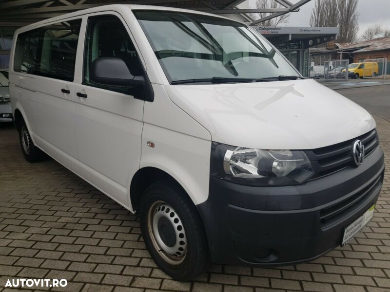 Volkswagen Caravelle - 1
