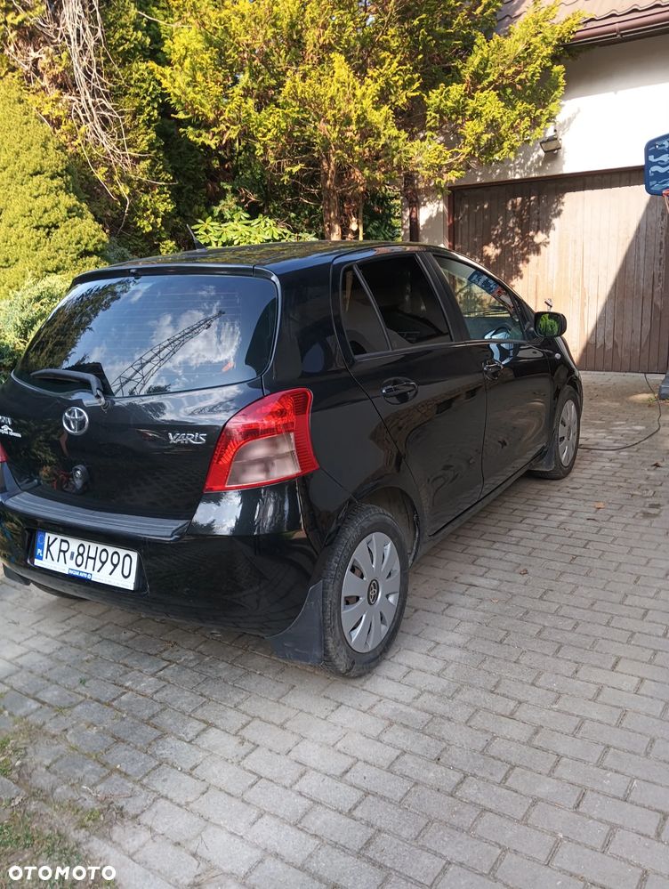 Toyota Yaris - 3