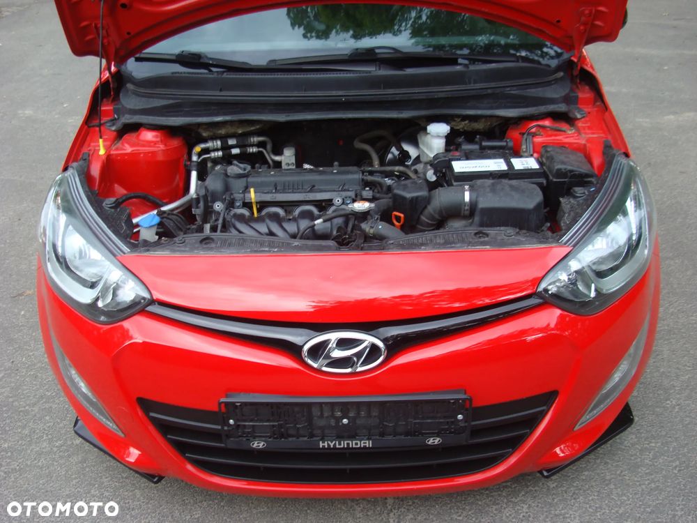 Hyundai i20 - 14