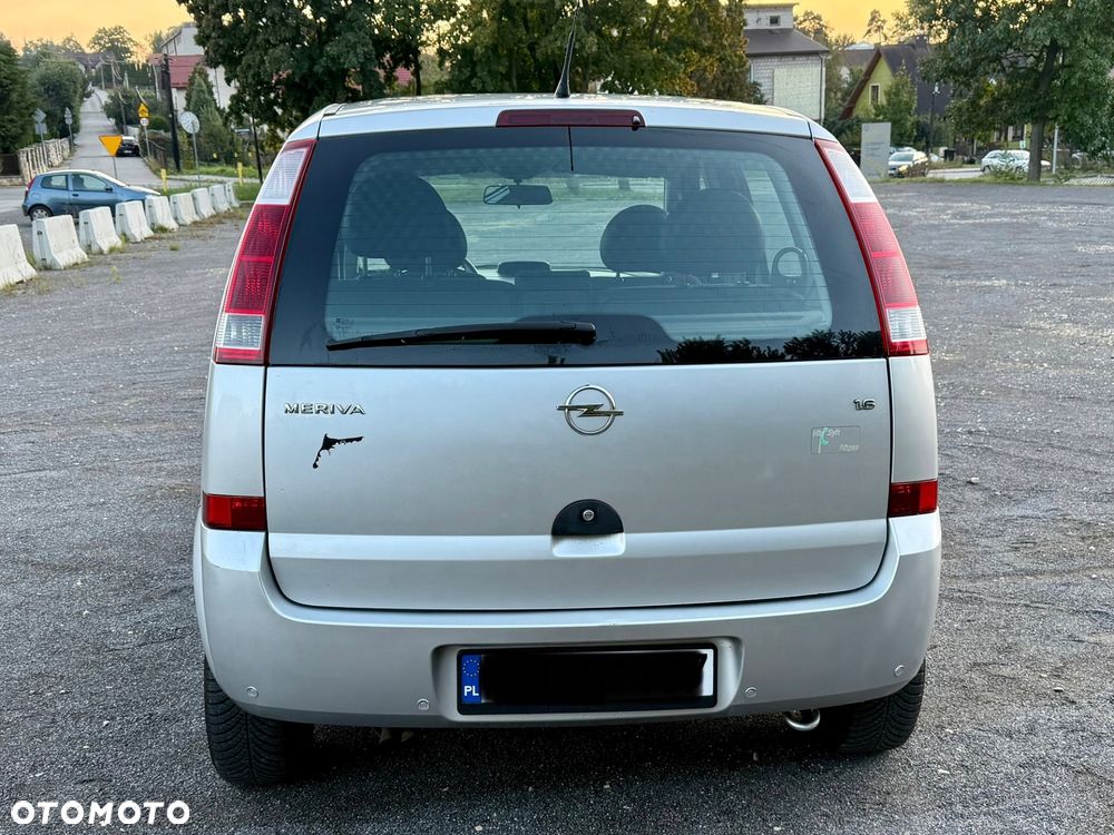 Opel Meriva 1.6 16V Essentia - 6