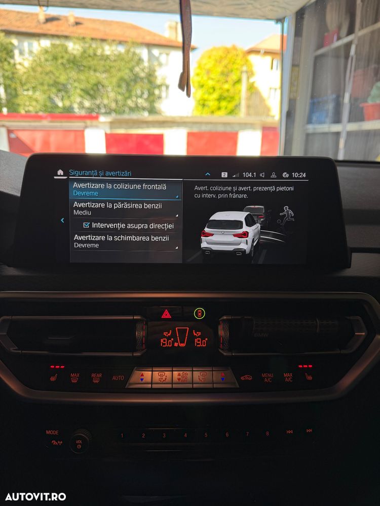 BMW X3 - 32