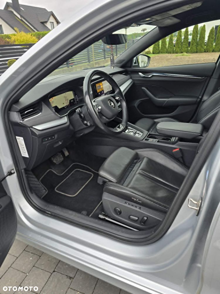 Skoda Octavia 2.0 TDI DSG Style - 9