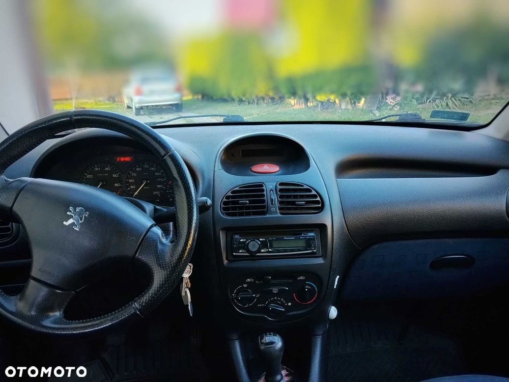 Peugeot 206 - 5