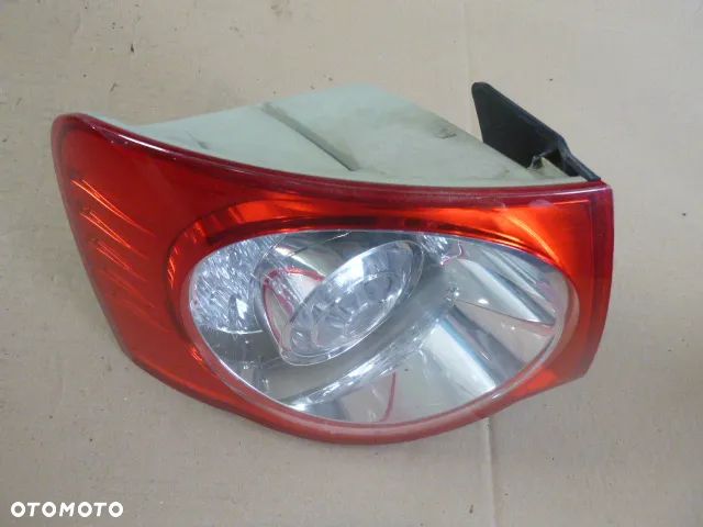 LAMPA LEWY TYŁ LEWA TYLNA VOLKSWAGEN JETTA V 05-10 - 4