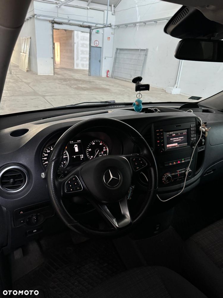 Mercedes-Benz Vito - 10
