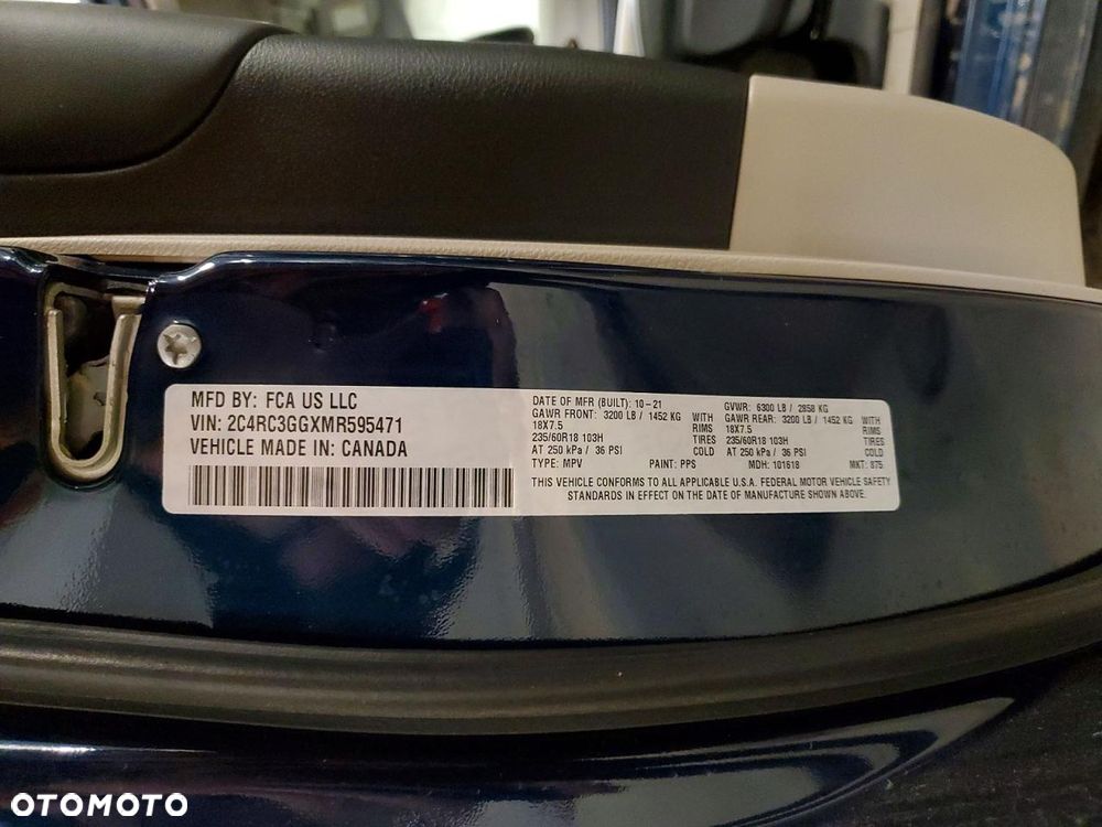 Chrysler Pacifica - 13