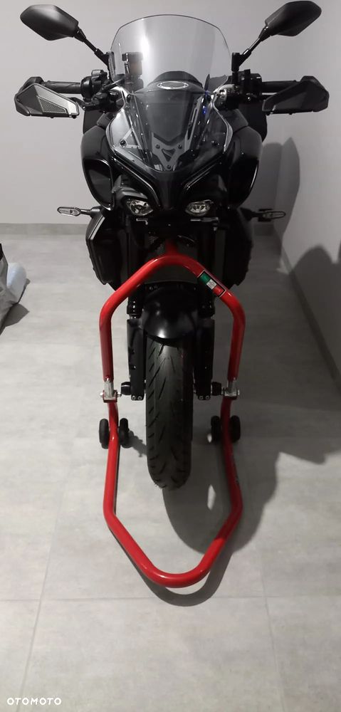 Yamaha MT - 2