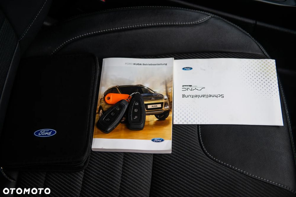 Ford Kuga 2.0 TDCi 4x4 Titanium - 29