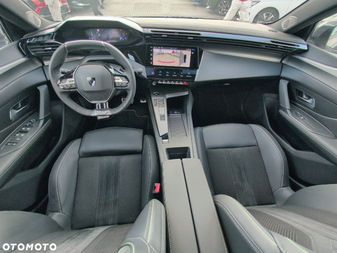 Peugeot 308 - 8