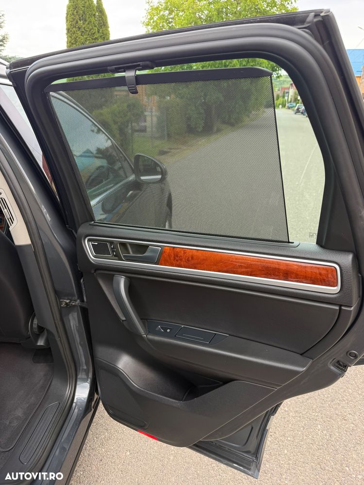 Volkswagen Touareg - 8