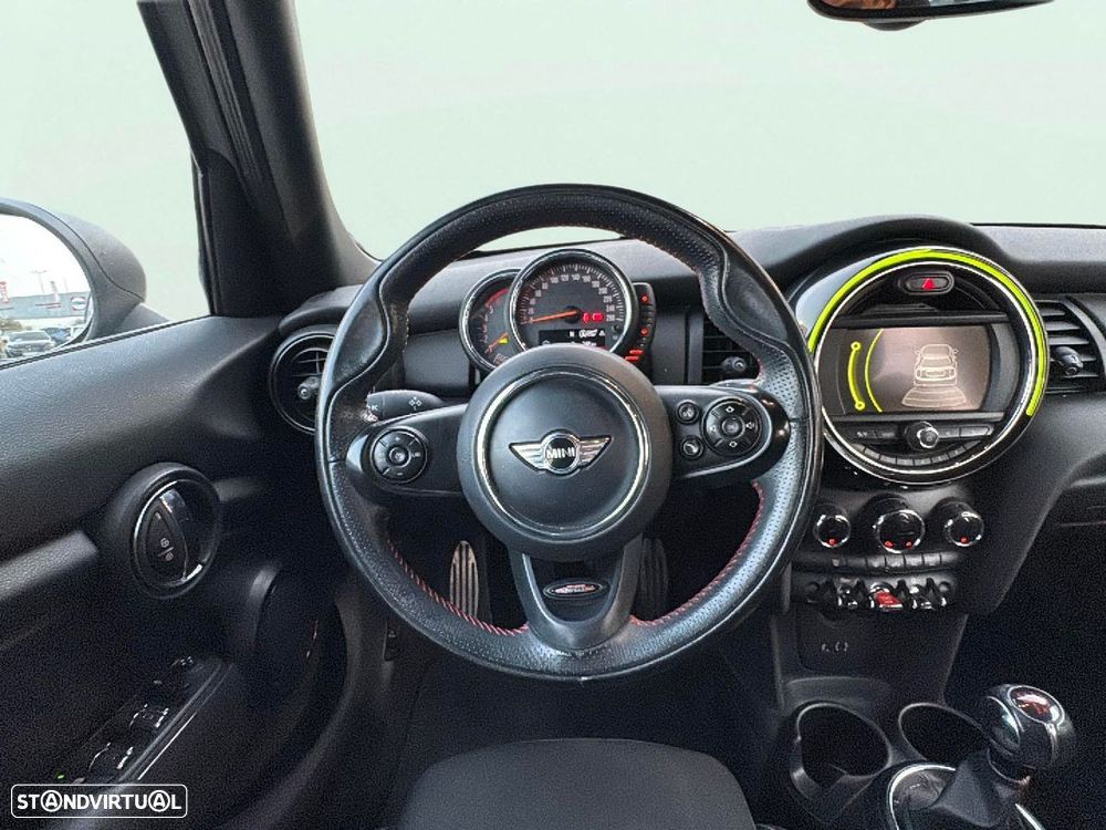 MINI 5 Portas One D - 12