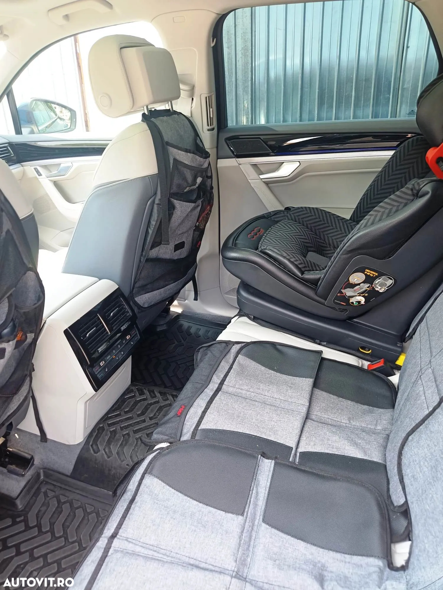 Volkswagen Touareg V6 TDI Elegance - 12