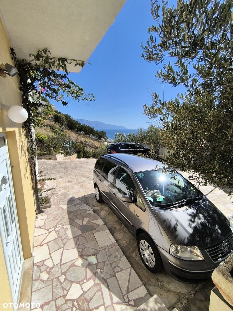 Volkswagen Sharan 1.9 TDI Automatik Exclusive Edition - 38